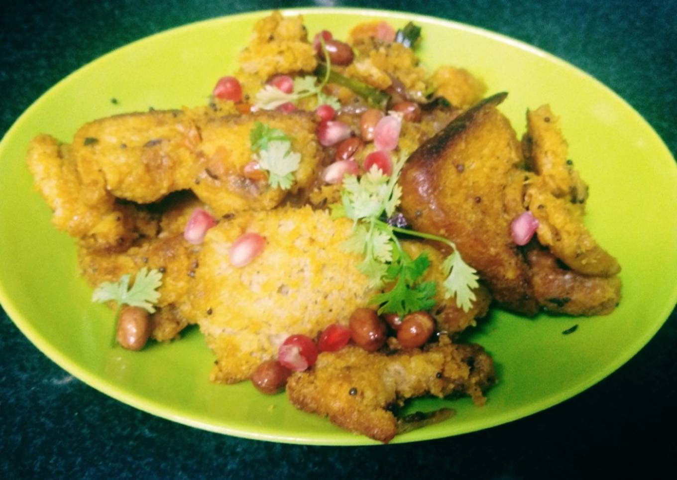 Spicy brown bread upma