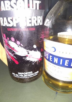 Una foto de Trago free coca light con licor de damasco 👯