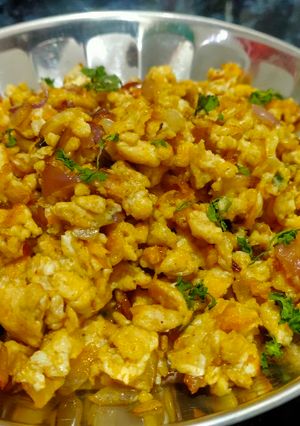 A picture of Egg fry.