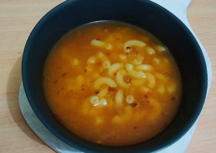 Resep Sup Makaroni Bolognese Enak dan Antiribet