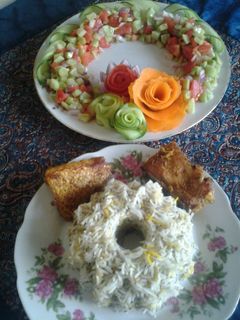 عکسی از دستور باقالی پلو با ماهی و سالاد شیرازی