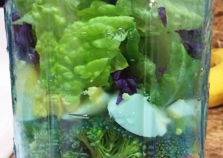 How to Make Super Quick Homemade My Garden Fresh Mason Jar Salad