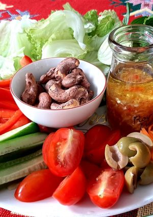 Hình của món Salad rau củ trộn dầu giấm.