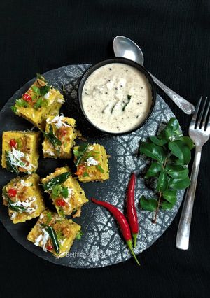 A picture of Sambar Dhokla.