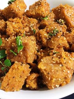 लौकी मुठिया (lauki muthiya recipe in Hindi) रेसिपी मुख्य फोटो