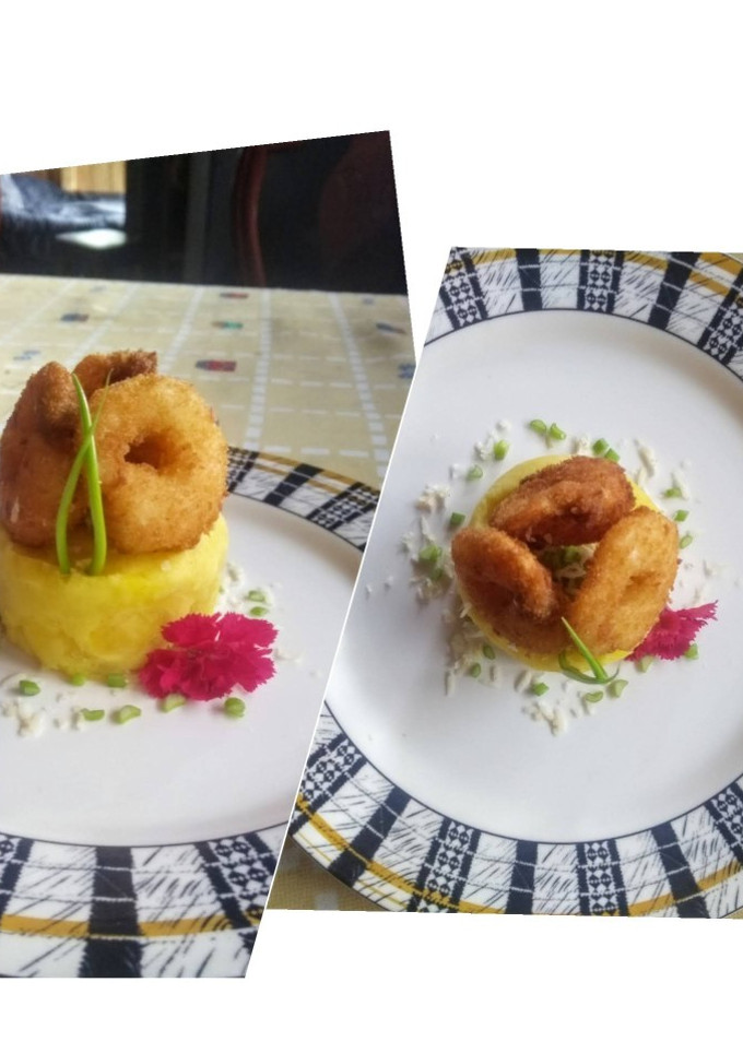 Una foto de Langostinos en cama de arracachas