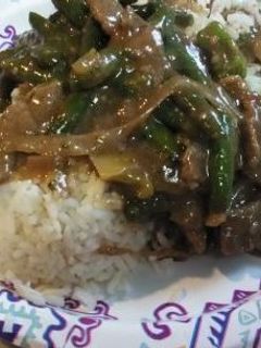 Una foto de Carne fácil y salteado de brócoli