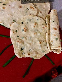 عکسی از دستور نان پیازچه تابه ای