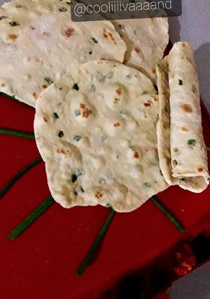 عکسی از دستور نان پیازچه تابه ای