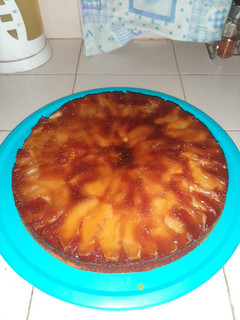 Una foto de Torta de manzana invertida