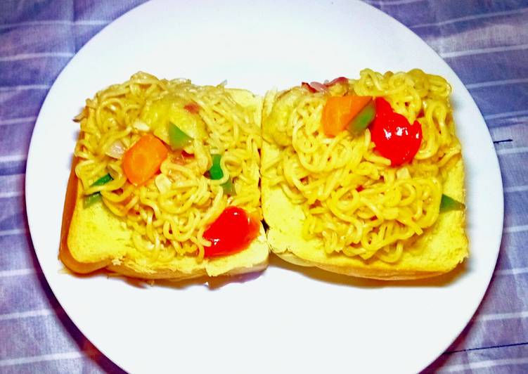 Recipe of Super Quick Homemade Noodle on Toast | Simple Recipe For Beginner