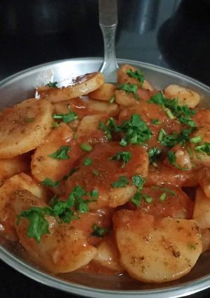 चटपटा तीखा आलू कट(chatpata teekha aloo chaat recipe in hindi) रेसिपी मुख्य फोटो