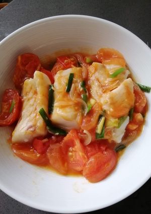 A picture of Fish Fillet w/ Tomatoes.