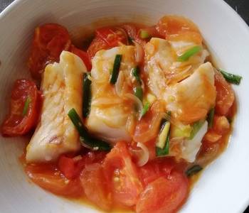 How To Serving Recipe Fish Fillet w Tomatoes Delicious Nutritious