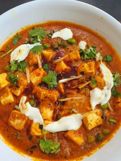 A picture of Malai Matar Paneer.