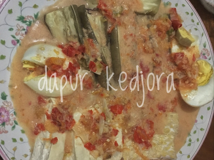 Bagaimana Menyiapkan Tahu Tempe Terung Telur (4T) penyet Anti Gagal