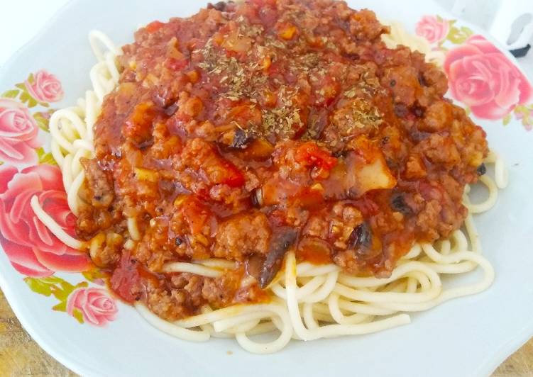 Spaghetti Bolognese With Mushroom
