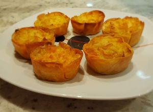 Foto principal de Miniquiches de tortilla de patatas y chorizo