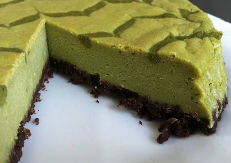 Steps to Make Award-winning Matcha Cheesecake