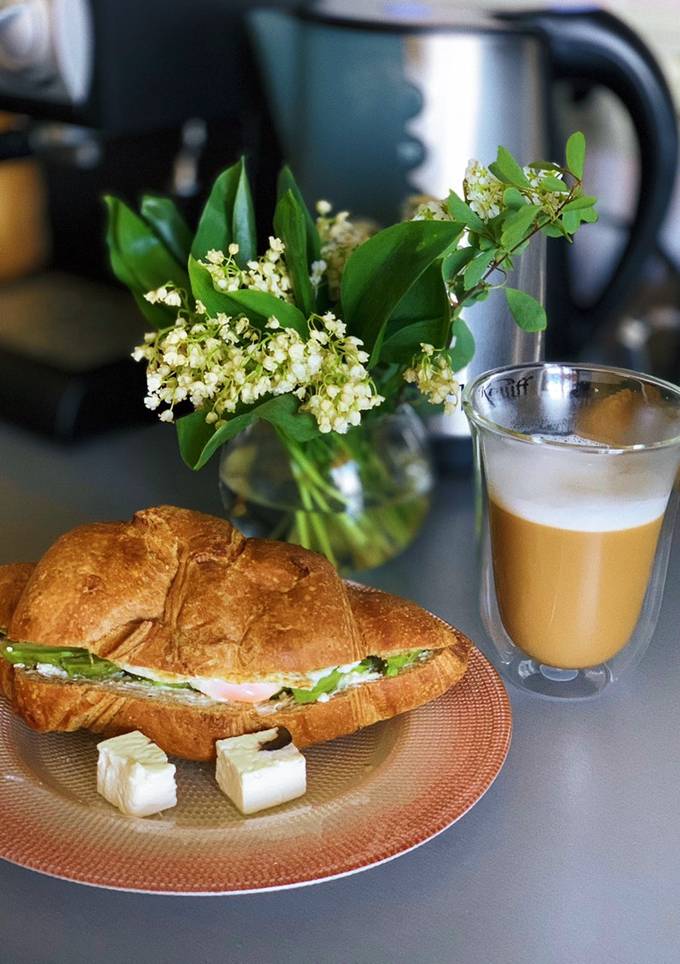 Круассан к завтраку 🥐