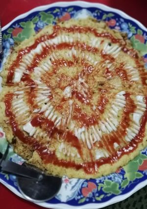 A picture of Noodle cake.