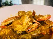 A picture of crabs curry