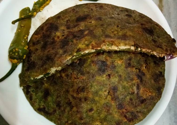 Simple Way to Prepare Perfect Spinach paneer paratha