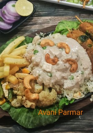 અવધિ સિઝલર (Avadhi Sizzler Recipe In Gujarati) રેસીપી મુખ્ય ફોટો