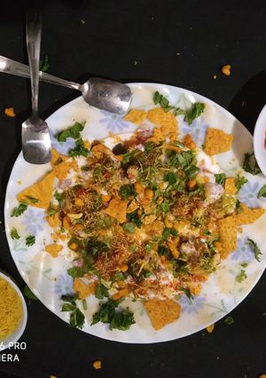मेक्सिकन नाचोस चाट (Mexican nachos chaat recipe in Hindi) रेसिपी मुख्य फोटो