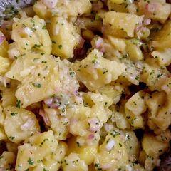 A picture of Potato salad for my best friend 🧡.