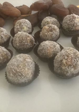 Une photo de Bouchées de dattes cuisine Algérienne🇩🇿 #ramadan