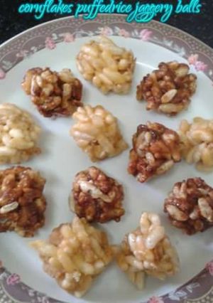 A picture of Cornflakes Puffed Rice Ladoo / Murmura Jaggery Ladoo.