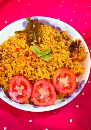 स्पायसी टोमैटो राइस (spicy Tomato rice recipe in hindi) रेसिपी मुख्य फोटो