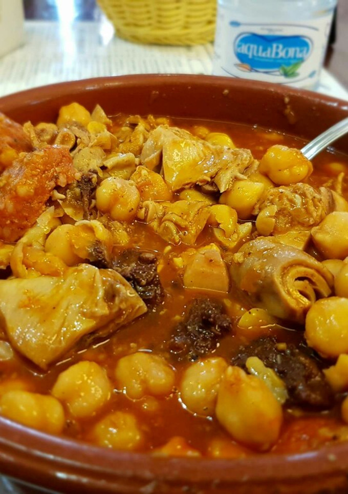 Una foto de Callos a la gallega