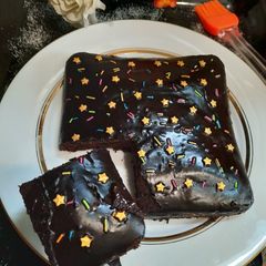 A picture of Dark Chocolate Cake.