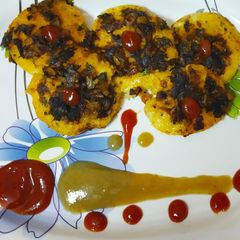 A picture of Masala idli.