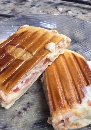 A picture of Yummy chicken panini sandwich iftar special.