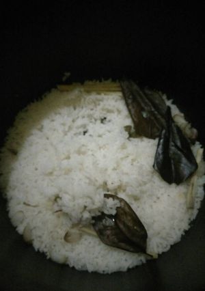 Foto resep Nasi liwet magicom gurih nyoyyy