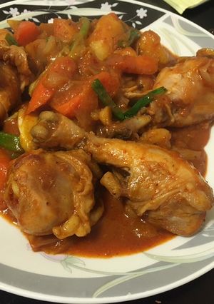 Hình của món Gà kho cay (닭볶음탕).