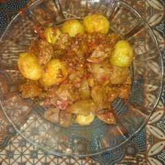 A picture of Pentol Puyuh Pedas.