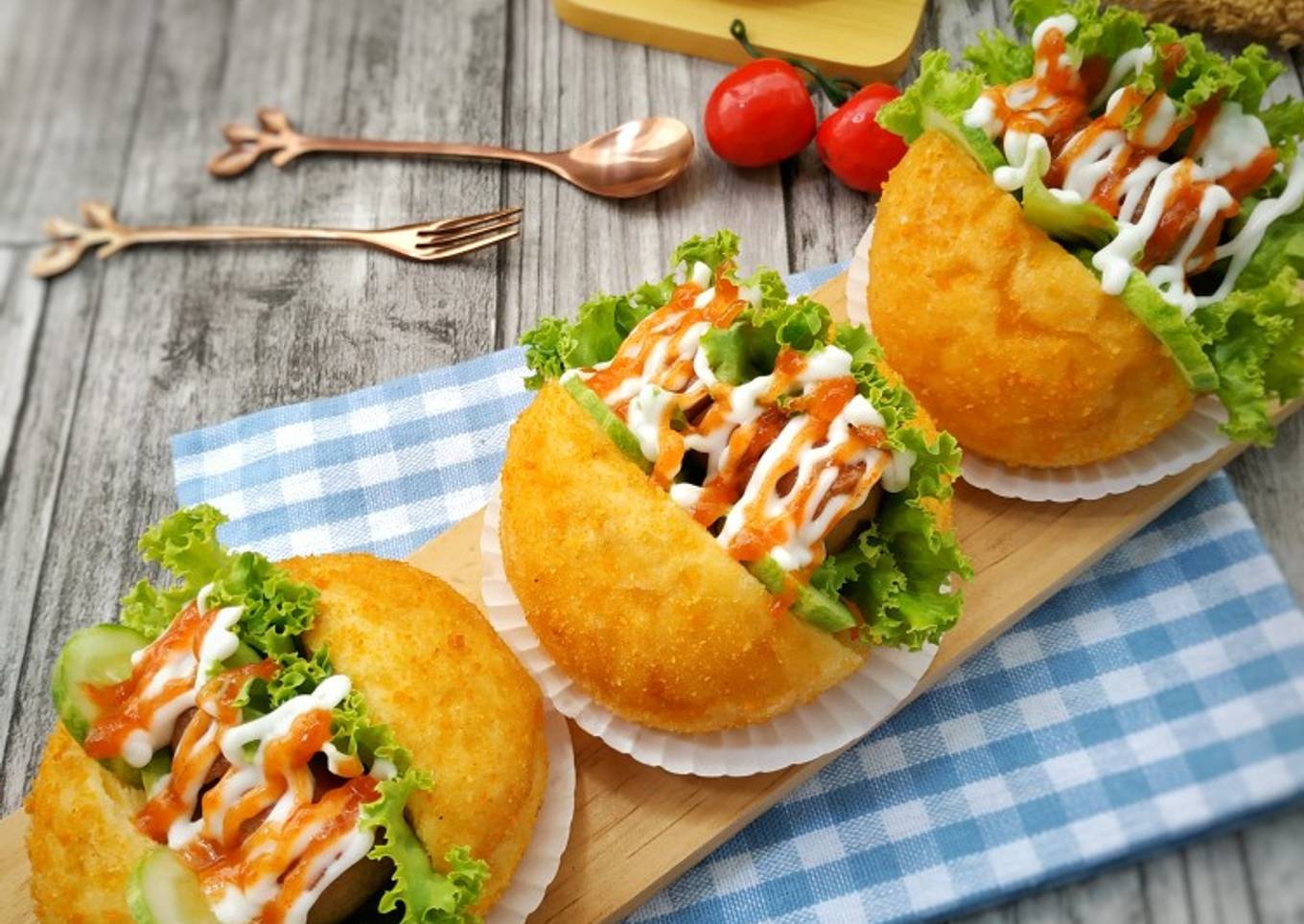 Donat Sosis Crispy