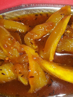 आम का गलका (खट्टा मीठा) (Aam ka galka (Khatta meetha) recipe in hindi) रेसिपी मुख्य फोटो