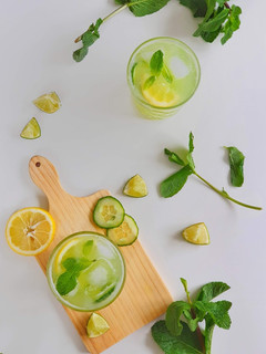 A picture of Cucumber Lemonade.