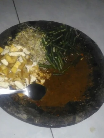 Cara Gampang Menyiapkan Resep Rujak Cingur petis Udang yang Bikin Ngiler Anti Ribet, Bisa Manjain Lidah
