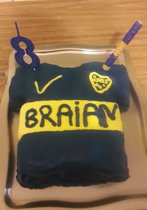 Una foto de Torta remera de boca