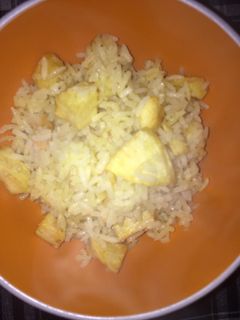 Una foto de Arroz con papas fritas 😋