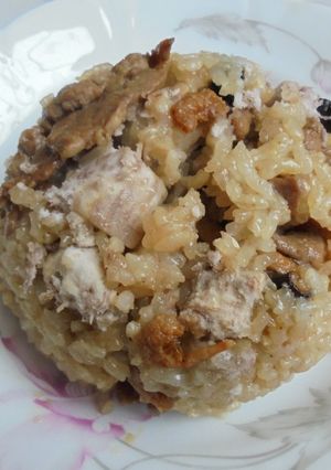 年菜三--香菇芋頭油飯(107/2/2) 的食譜成品照片