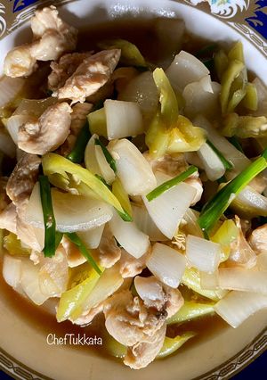 รูปของ ไก่ผัดพริกอ่อน by ChefTukkata