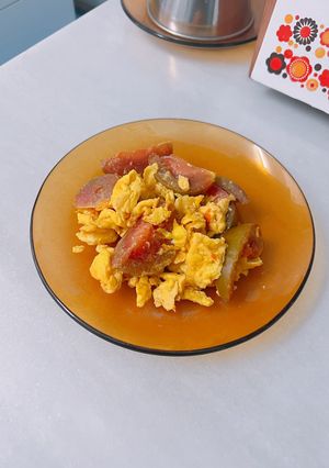 Una foto de Revuelto de tomates