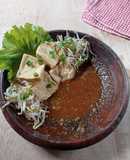 Tahu sambal kacang
